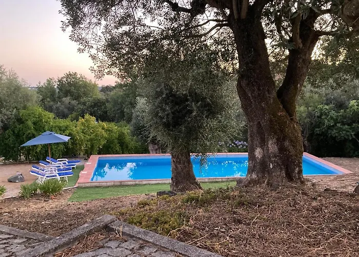 Monte Da Fonte - Piscina, Tenis E Snooker No Alentejo